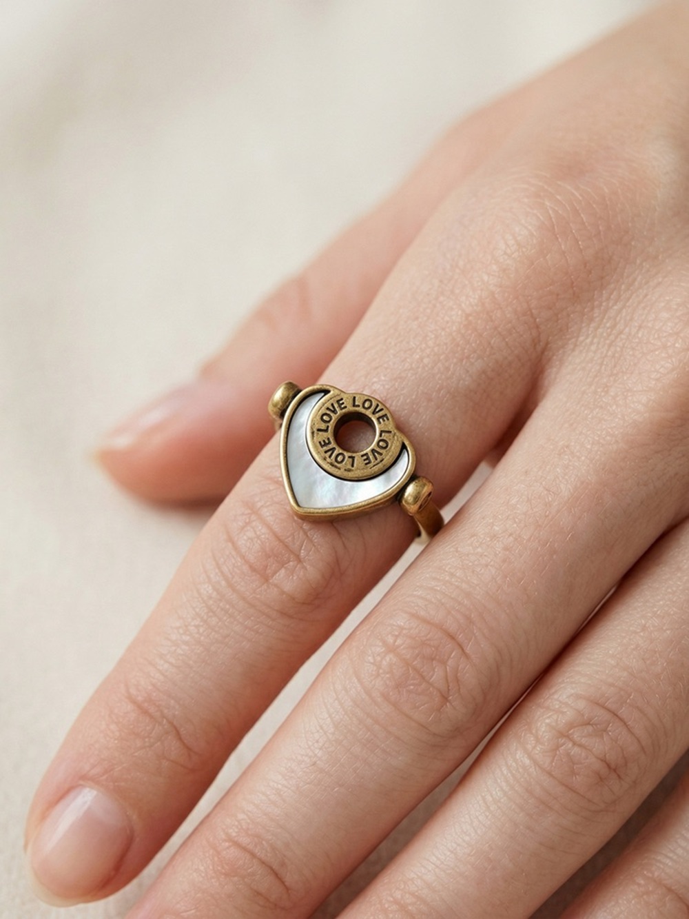 Love Heart Mother-of-Pearl Ring in Gold size7/8